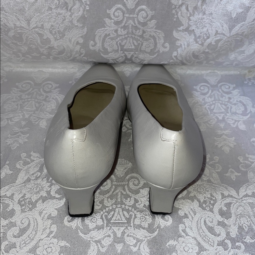 Vintage Liz Claiborne Elegant Gray Heels.  Size 8.5M - Picture 3 of 7